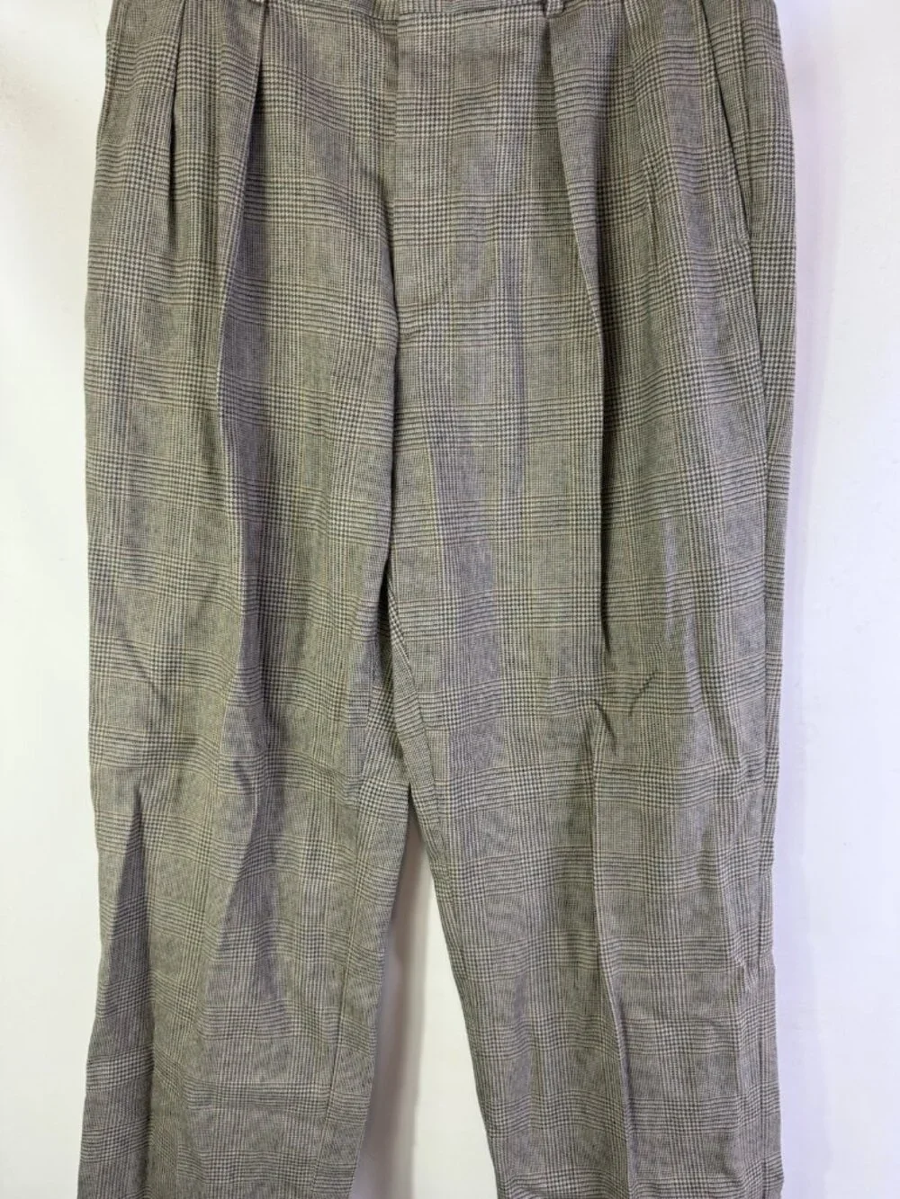 Vintage houndstooth plaid